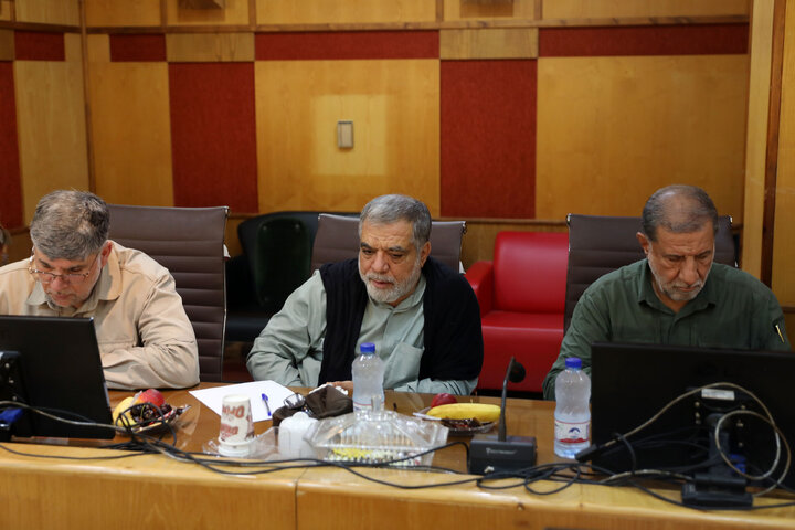 نشست مشترک اعضای کمیسیون امنیت ملی مجلس با فرمانده قرارگاه مدینه
