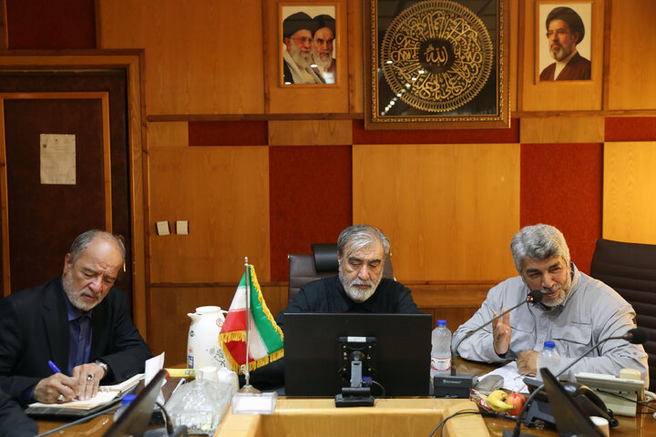 نشست مشترک اعضای کمیسیون امنیت ملی مجلس با فرمانده قرارگاه مدینه