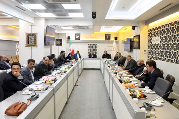 نشست کمیسیون اقتصادی با رییس سازمان مالیاتی ومعاون اقتصادی وزیر اقتصاد