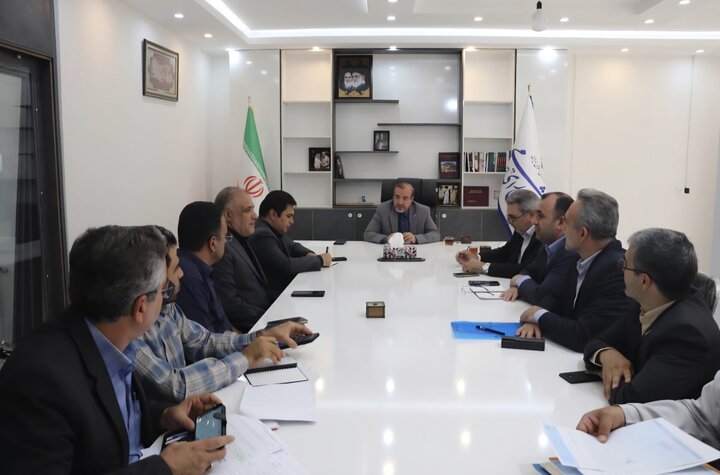 نشست رفع مشکلات توقفگاه سیدجمال و تعریض زیرگذر راه‌آهن نظرآباد 