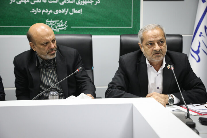 نشست کمیسیون آموزش مجلس با حضور وزیر آموزش و پرورش