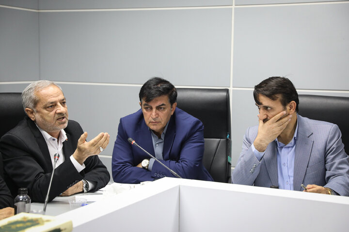 نشست کمیسیون آموزش مجلس با حضور وزیر آموزش و پرورش
