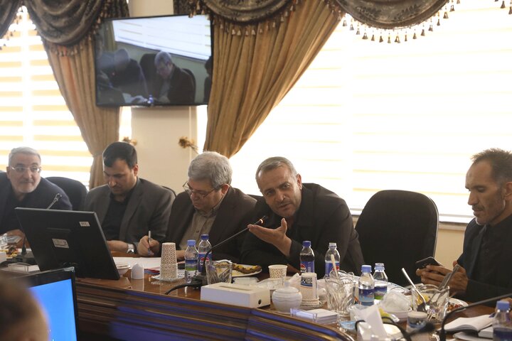 نشست کمیسیون شوراها و امور داخلی کشور با حضور وزیر تعاون، کار و رفاه اجتماعی
