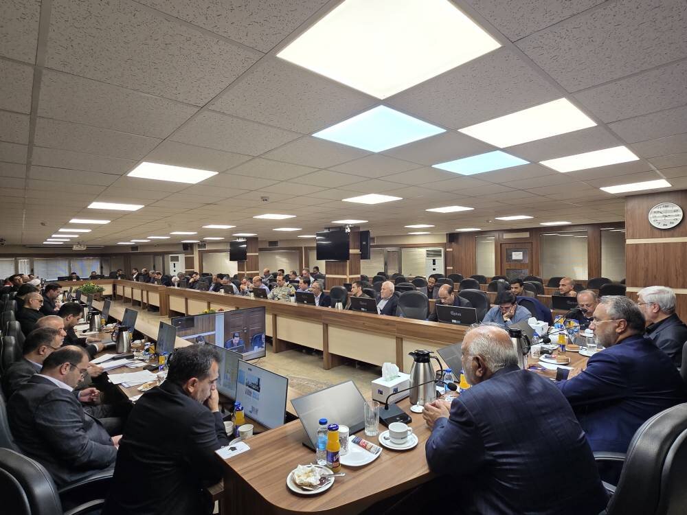 کمیسیون عمران تا پایان اربعین بر عملکرد دستگاههای خدماترسان نظارت میکند/ ضرورت رفع موانع تردد، حملونقل و تأمین آب زائران