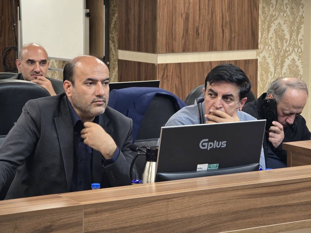 کمیسیون عمران تا پایان اربعین بر عملکرد دستگاههای خدماترسان نظارت میکند/ ضرورت رفع موانع تردد، حملونقل و تأمین آب زائران