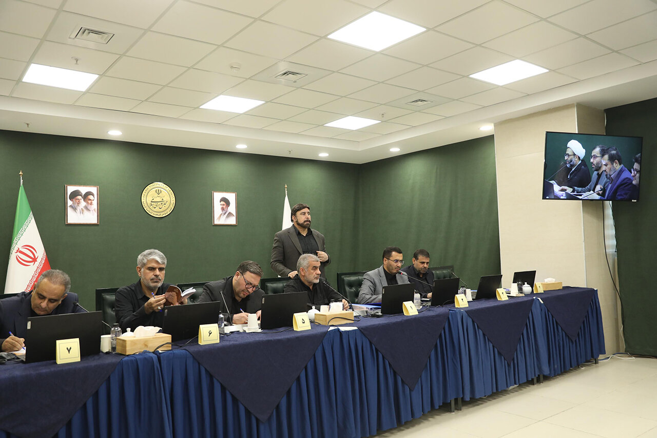 سلیمی: تشخیص شرایط اضطرار برای برگزاری جلسات صحن با تغییر دبیر شعام باید بار دیگر استفسار شود/ نیکزاد: اعلام شرایط اضطرار از سوی شعام بوده نه دبیر این نهاد سلیمی: تشخیص شرایط اضطرار برای برگزاری جلسات صحن با تغییر دبیر شعام باید بار دیگر استفسار شود/ نیکزاد: اعلام شرایط اضطرار از سوی شعام بوده نه دبیر این نهاد
