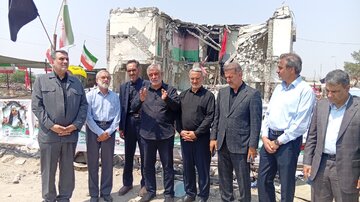 بازدید اعضای کمیسیون امورداخلی کشور از مدرسه شجره طیبه میناب/ تاکید بر اقدام فوری برای احقاق حقوق مظلومان این حادثه