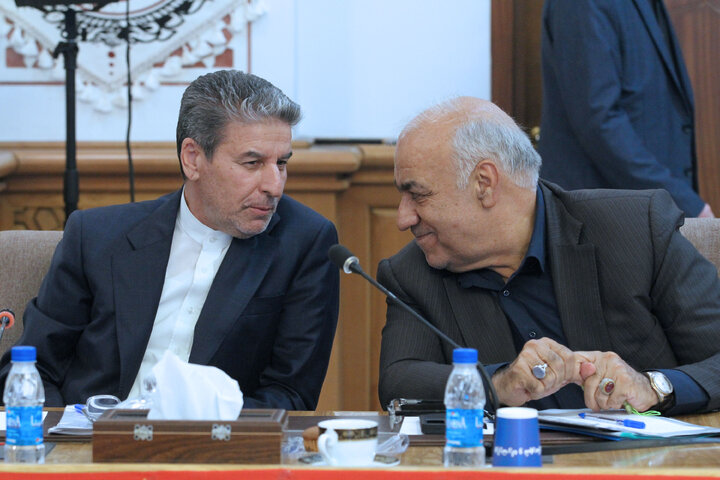نشست کمیسیون امنیت ملی و سیاست خارجی مجلس با وزیر راه و شهرسازی