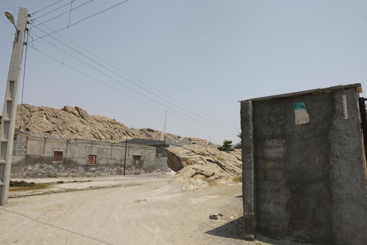 بازدید اعضای کمیسیون امور داخلی کشور و شوراها از حاشیه شهرستان میناب