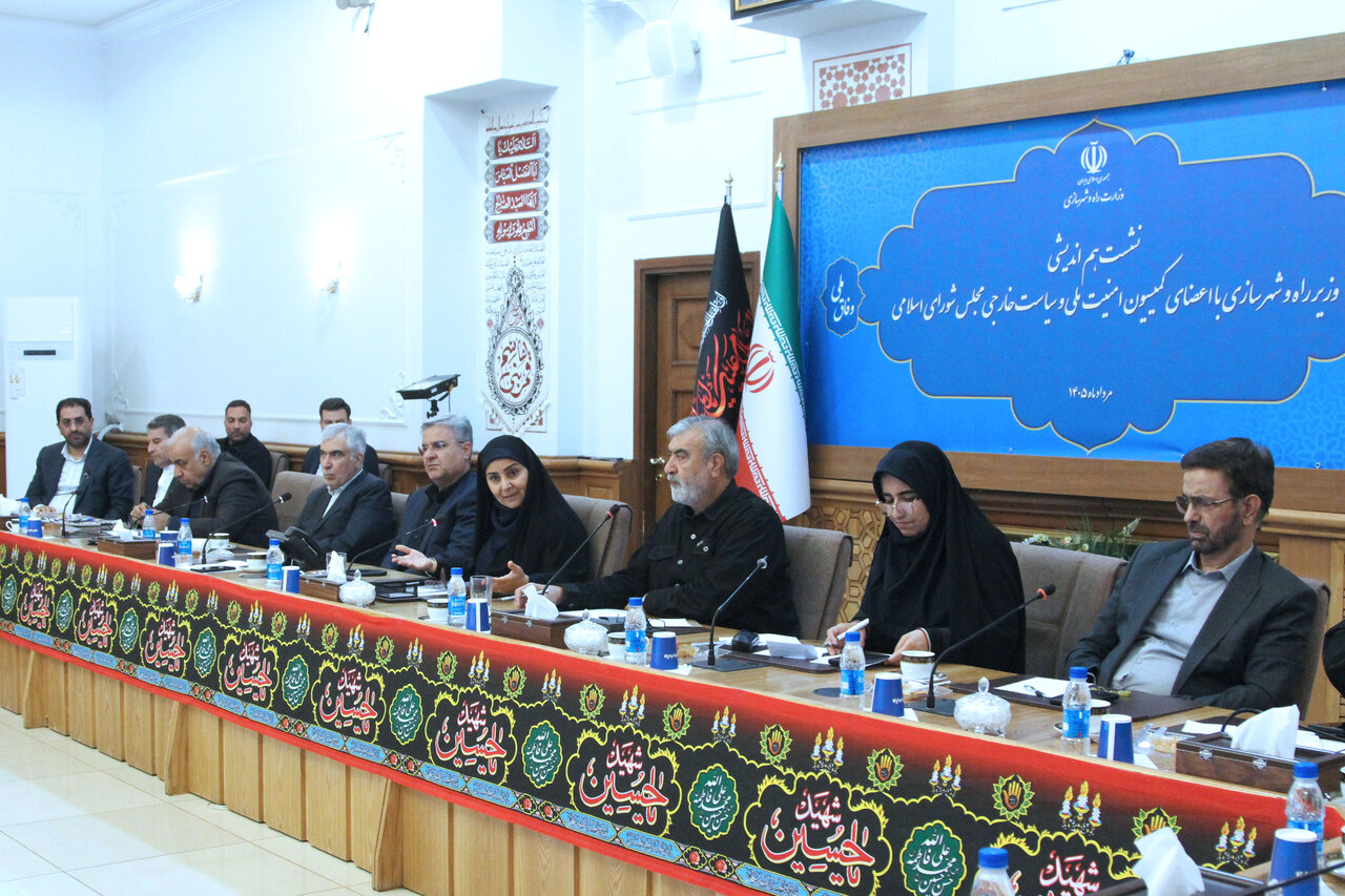 اقدامات وزارت راه برای بازسازی زیرساختهای آسیبدیده در جنگ بررسی شد اقدامات وزارت راه برای بازسازی زیرساختهای آسیبدیده در جنگ بررسی شد