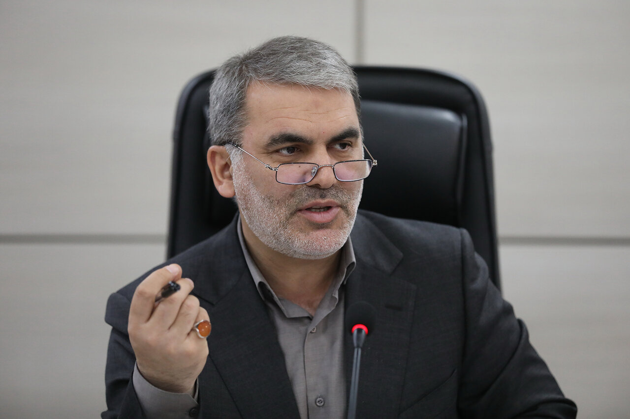 بررسی مشکلات بخش خصوصی در نشست با فعالان اقتصادی استان فارس/ پیگیری اختلال در تأمین مواد ناریه معادن محسن زنگنه
