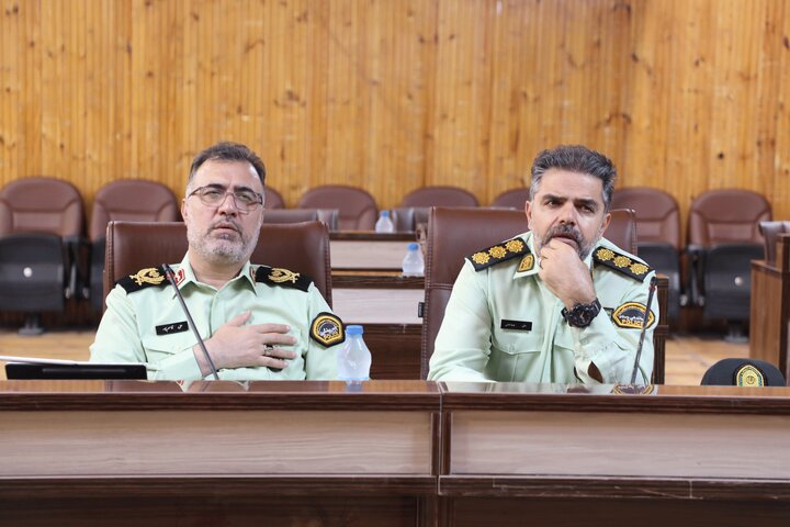 نشست مجمع نمایندگان استان تهران با حضور فرمانده انتظامی تهران بزرگ