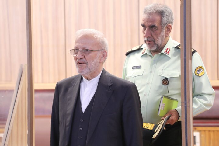 نشست مجمع نمایندگان استان تهران با حضور فرمانده انتظامی تهران بزرگ