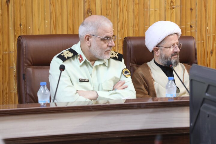 نشست مجمع نمایندگان استان تهران با حضور فرمانده انتظامی تهران بزرگ