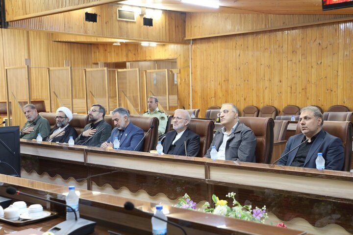 نشست مجمع نمایندگان استان تهران با حضور فرمانده انتظامی تهران بزرگ
