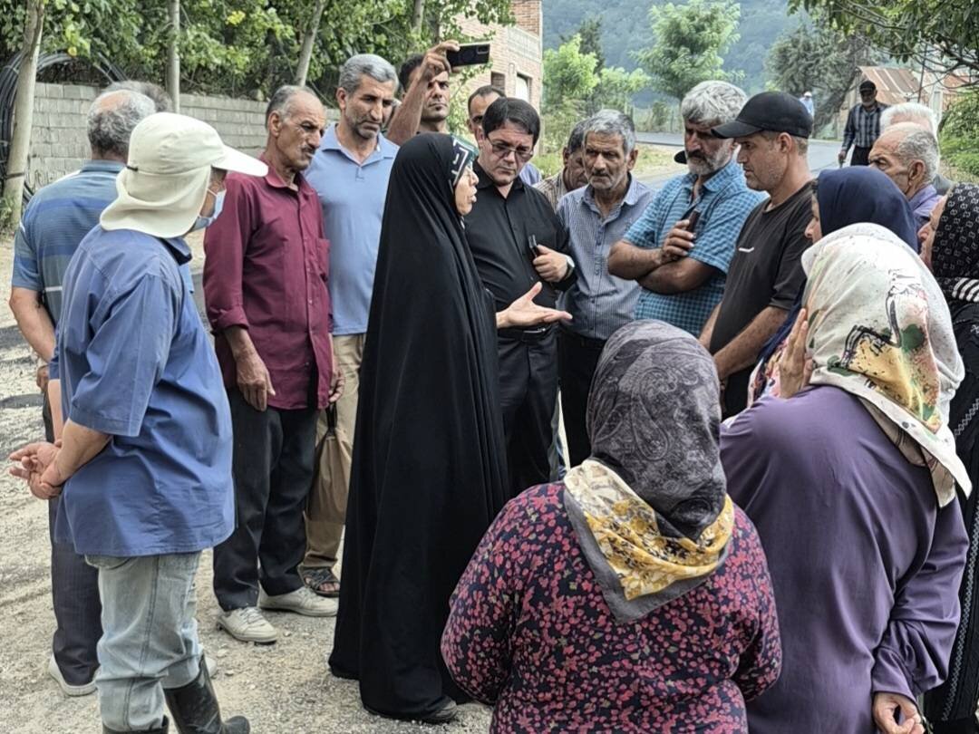  با تأمین اعتبار توسط عالیه زمانی عملیات آسفالت روستای زلم بخش چهاردانگه ساری اجرا شد