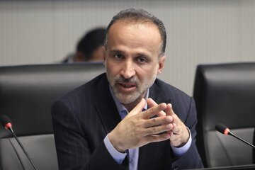 دولت حقوق گمرکی واردات خودرو را کاهش دهد 