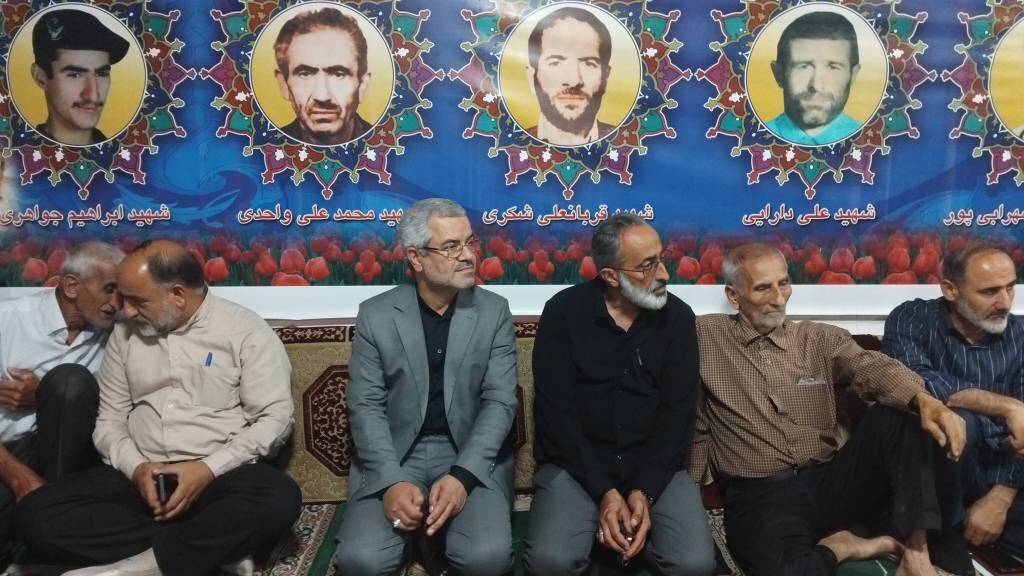 احمدی‌سنگر مشکلات آب، برق و راه روستای کچا را پیگیری کرد/ خسارت‌های بازار تاریخی رشت پیگیری می شود