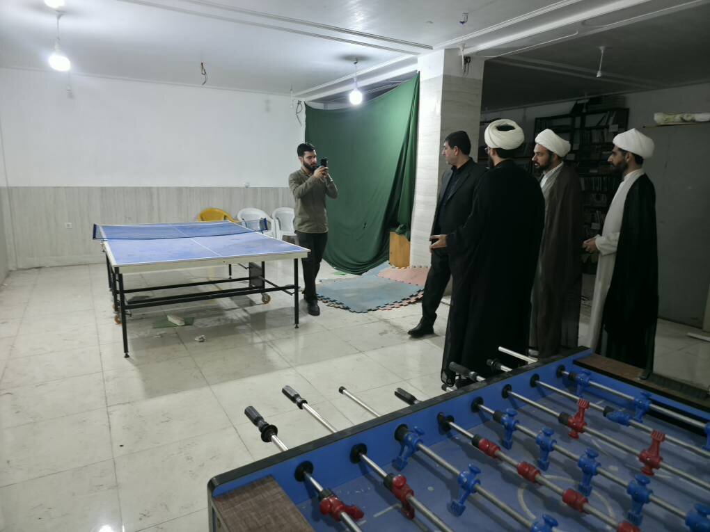 پیگیری مشکلات برق، اشتغال و تکمیل زیرساخت‌های فرهنگی فاز یک اهواز