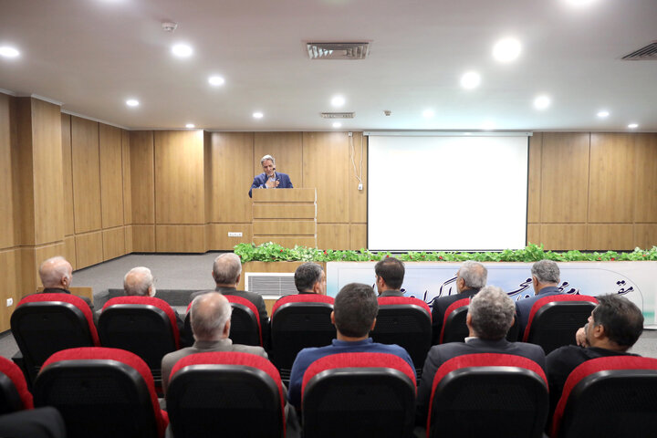 بازدید اعضای مجمع نمایندگان تهران از پروژه‌های مسکن مهر و بیمارستان انصارالغدیر پردیس