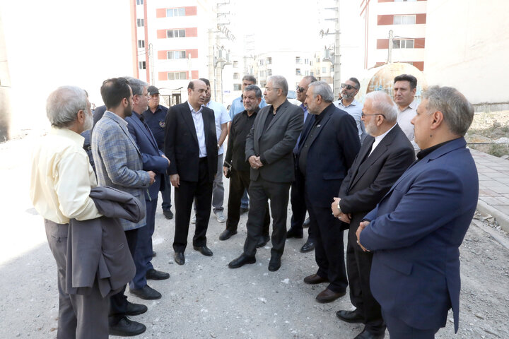 بازدید اعضای مجمع نمایندگان تهران از پروژه‌های مسکن مهر و بیمارستان انصارالغدیر پردیس