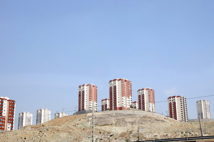 بازدید اعضای مجمع نمایندگان تهران از پروژه‌های مسکن مهر و بیمارستان انصارالغدیر پردیس