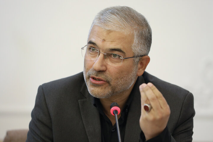نشست مشترک مجمع نمایندگان تهران با وزیر راه و شهرسازی