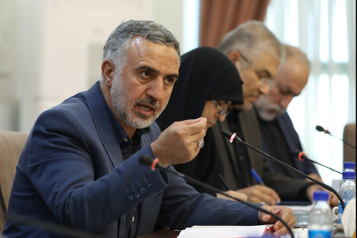 نشست مشترک مجمع نمایندگان تهران با وزیر راه و شهرسازی