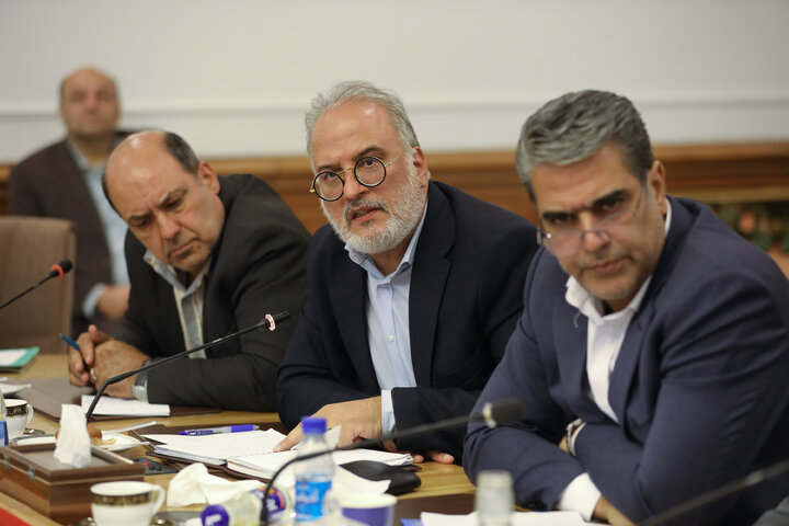 نشست مشترک مجمع نمایندگان تهران با وزیر راه و شهرسازی