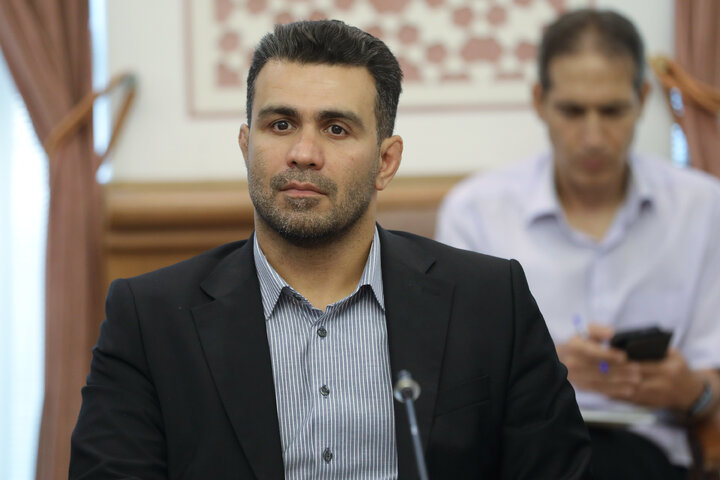 نشست مشترک مجمع نمایندگان تهران با وزیر راه و شهرسازی