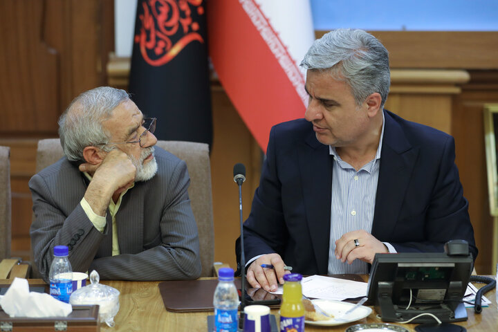 نشست مشترک مجمع نمایندگان تهران با وزیر راه و شهرسازی