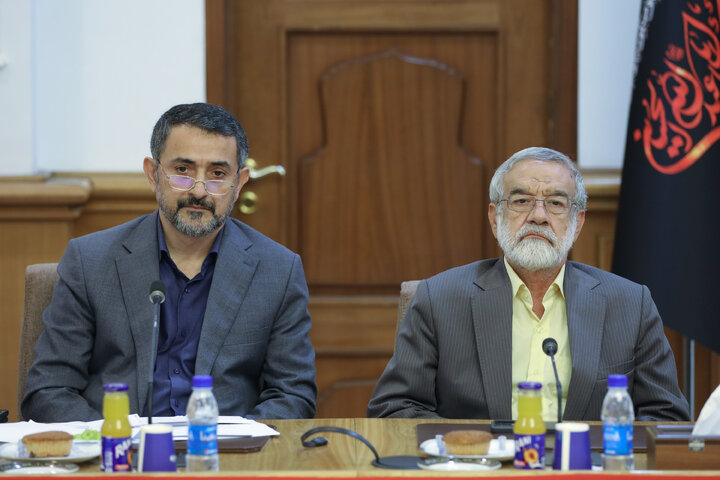 نشست مشترک مجمع نمایندگان تهران با وزیر راه و شهرسازی