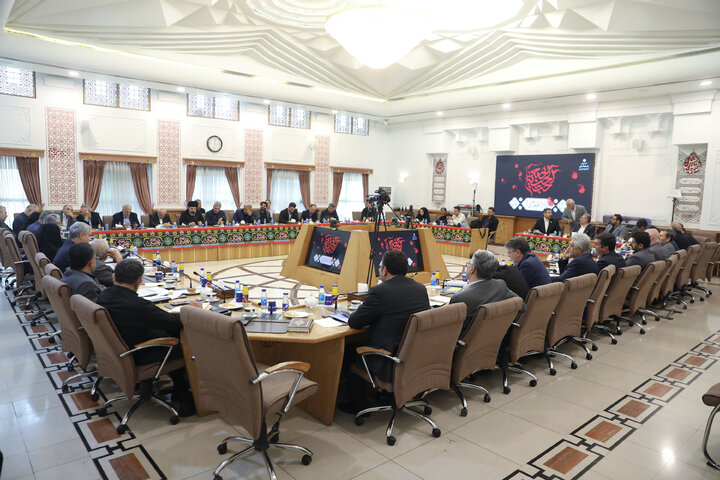 نشست مشترک مجمع نمایندگان تهران با وزیر راه و شهرسازی