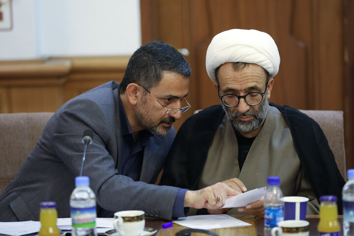 نشست مشترک مجمع نمایندگان تهران با وزیر راه و شهرسازی