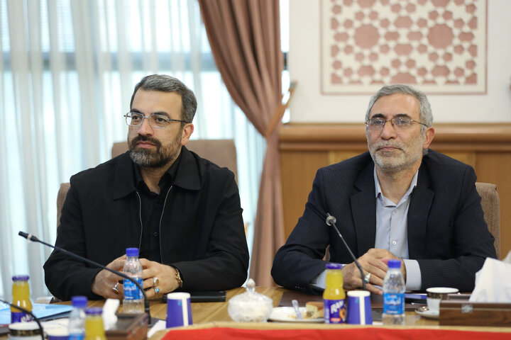 نشست مشترک مجمع نمایندگان تهران با وزیر راه و شهرسازی