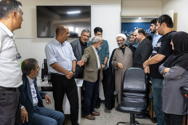 بازدید علیرضا سلیمی از خبرگزاری ایسنا
