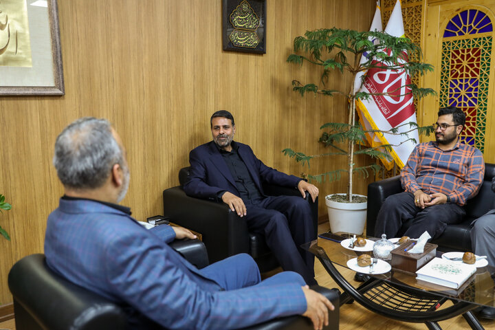 بازدید احمد نادری از خبرگزاری مهر