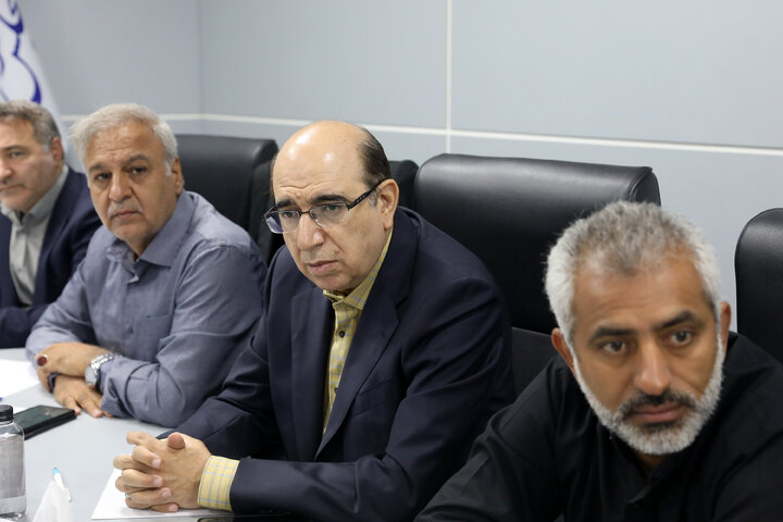 کمیسیون صنایع با معاونین وزارت صمت