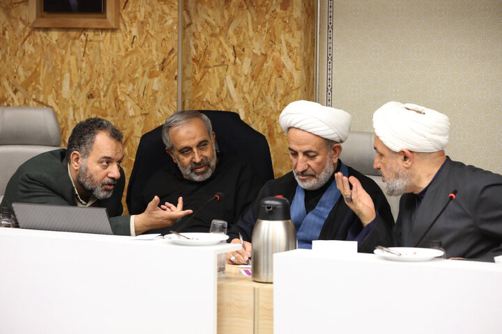 نشست اعضای کمیسیون فرهنگی مجلس شورای اسلامی با رسانه ها