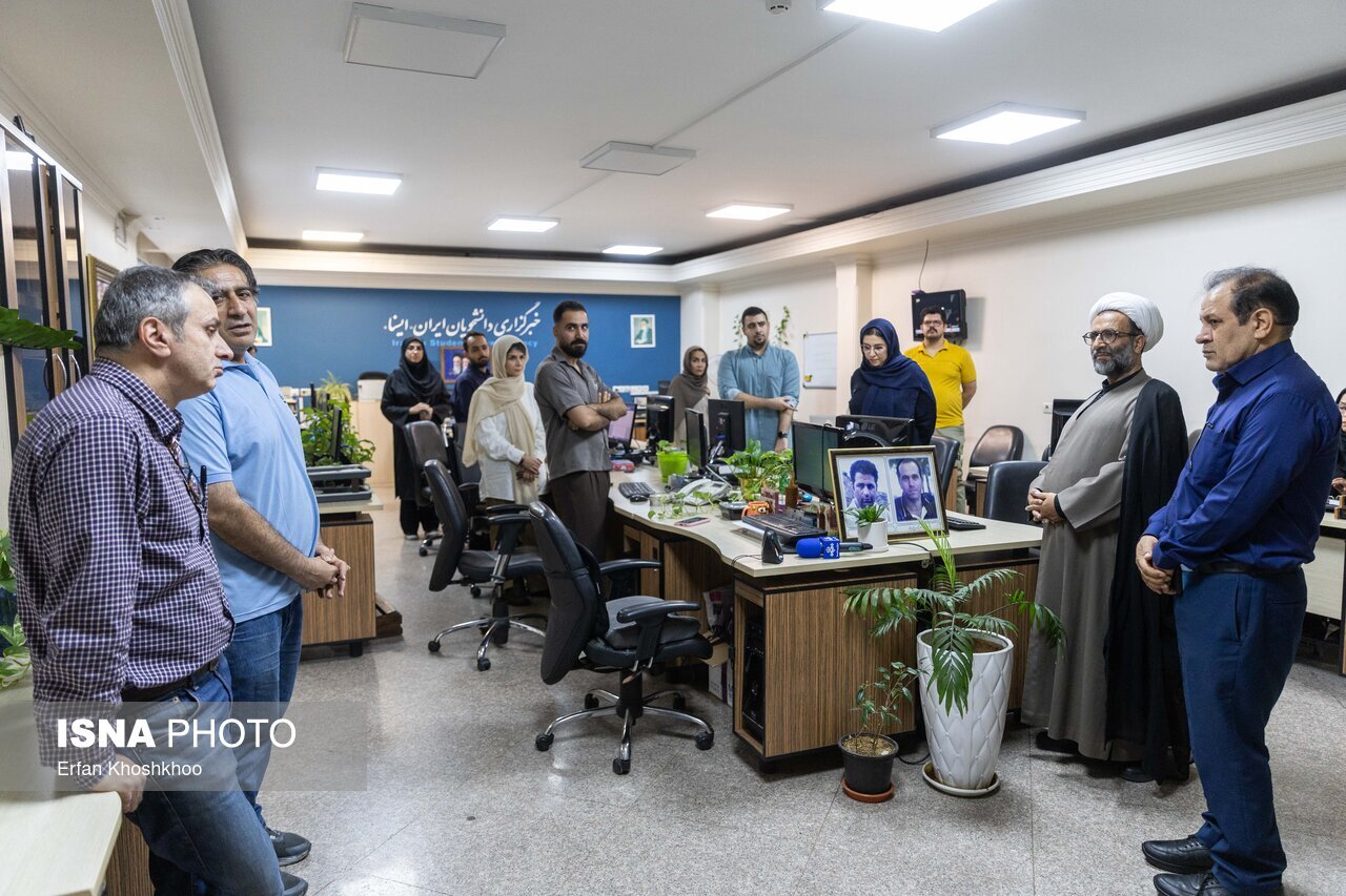 حضور نمایندگان مجلس در رسانههای خبری به منظور پاسداشت روز خبرنگار