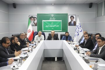 نشست کمیسیون انرژی مجلس با حضور وزیر نفت