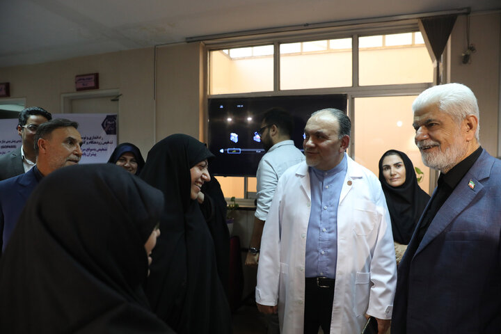 بازدید کمیسیون بهداشت و درمان اموزش پژشکی از پژوهشگاه سرطان جهاد دانشگاهی