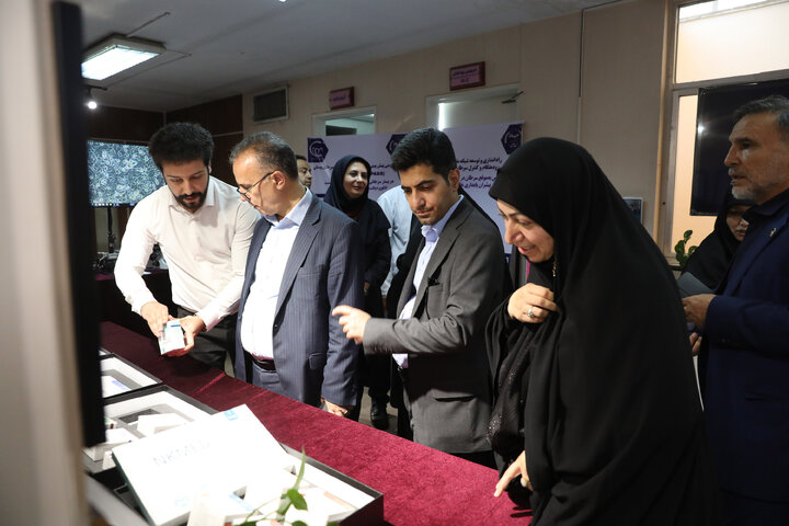 بازدید کمیسیون بهداشت و درمان اموزش پژشکی از پژوهشگاه سرطان جهاد دانشگاهی