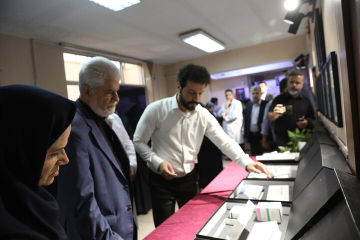 بازدید کمیسیون بهداشت و درمان اموزش پژشکی از پژوهشگاه سرطان جهاد دانشگاهی