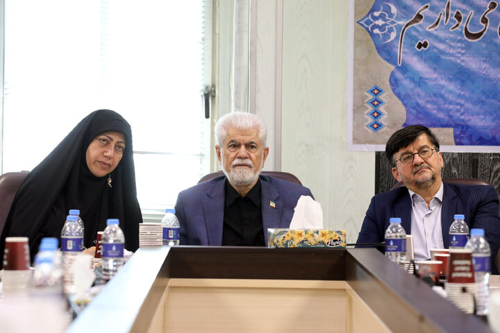 بازدید کمیسیون بهداشت و درمان اموزش پژشکی از پژوهشگاه سرطان جهاد دانشگاهی