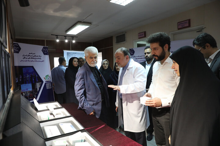بازدید کمیسیون بهداشت و درمان اموزش پژشکی از پژوهشگاه سرطان جهاد دانشگاهی