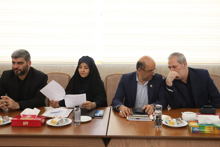 نشست کمیسیون آموزش و تحقیقات مجلس شورای اسلامی با حضور وزیر آموزش و پرورش