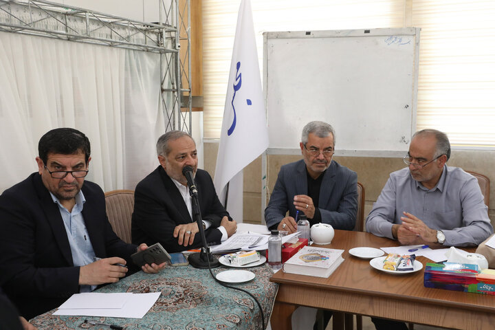 نشست کمیسیون آموزش و تحقیقات مجلس شورای اسلامی با حضور وزیر آموزش و پرورش