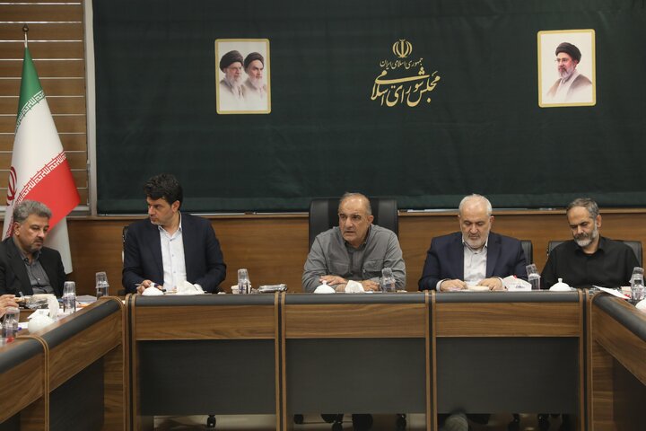 نشست کمیسیون کشاورزی مجلس با حضور وزیر نیرو