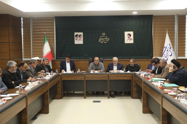 نشست کمیسیون کشاورزی مجلس با حضور وزیر نیرو